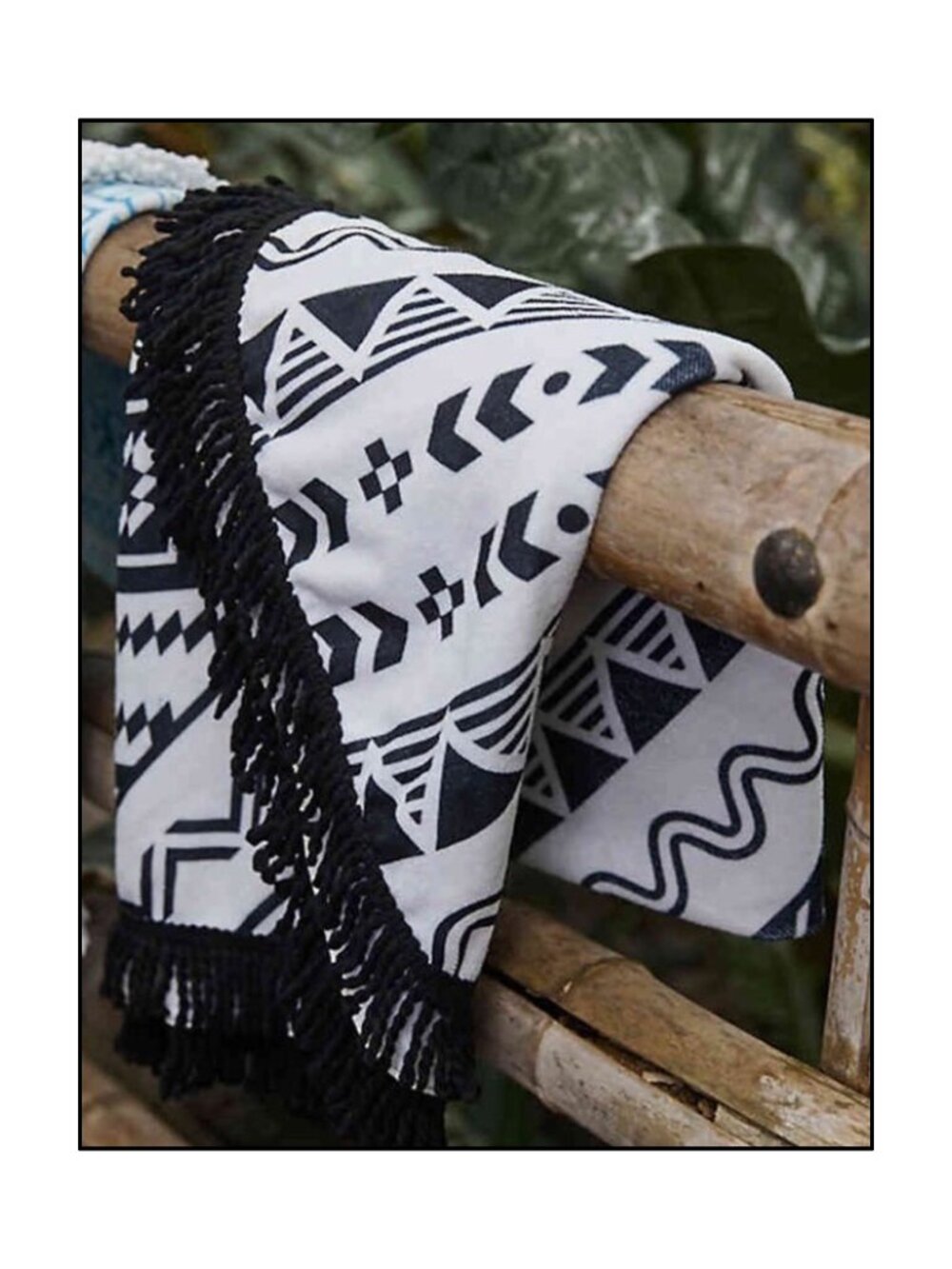 NEW DSW round Beach Blanket Towel Wrap Black & White with Black Fringe 60"